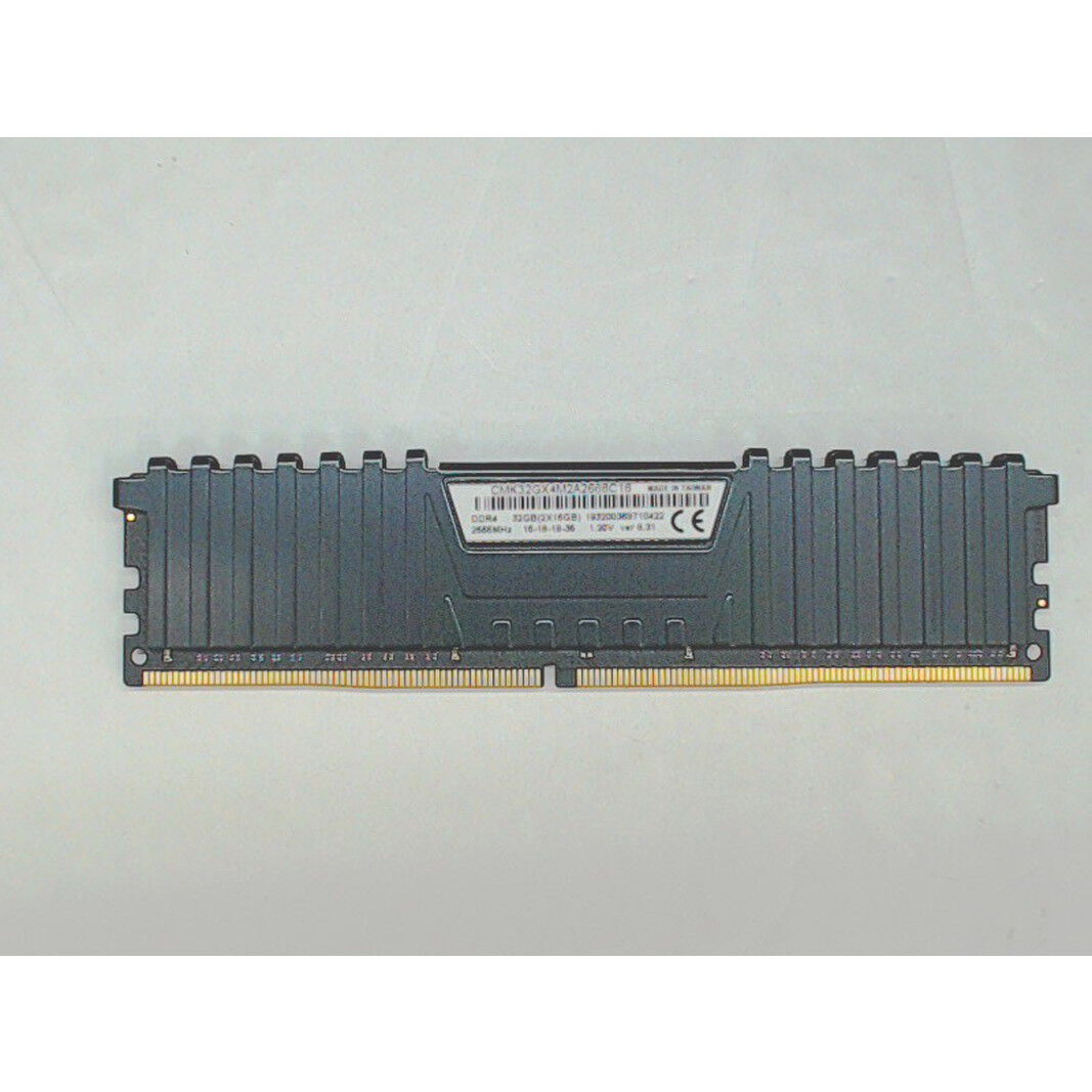 まー様　　Corsair CMK32GX4M2A2666C16 VENGEANCE® LPX 32GB (2 x 16GB) DDR4 DRAM 2666MHz C16 Memory