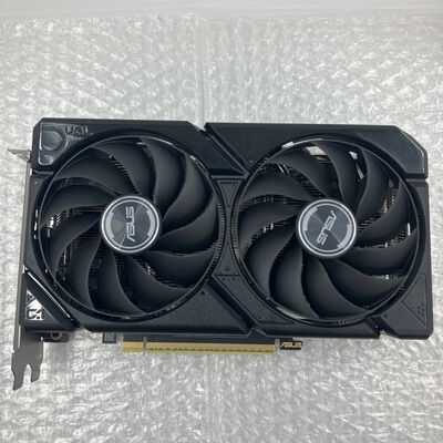 【秋葉原本店】中古  ASUS DUAL-RX9060XT-16G (RX9060XT 16GB) 188999 