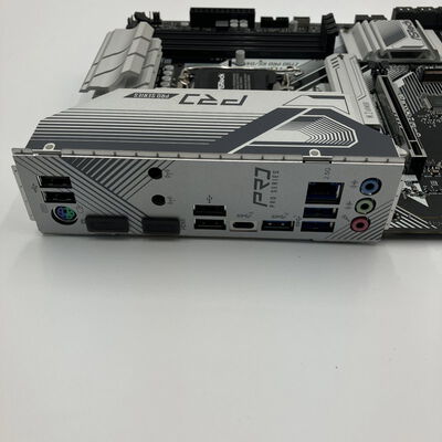 【なんば店】中古  ASRock Z790 Pro RS/D4 (Z790 1700 ATX DDR4) 152757 
