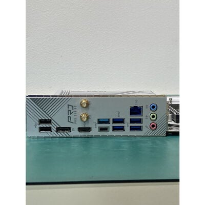 【浦添城間店(沖縄)】中古  ASRock B760 Pro RS/D4 WiFi (B760 1700 ATX DDR4) 4780001483 