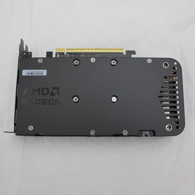 【通販センター】中古  玄人志向 RD-RX9060XT-E16GB/DF (RX9060XT 16G) 179907 