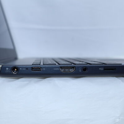 【通販センター】中古  【ジャンク品/保証無/返品質問不可】Dynabook dynabook G83/M PG83MMC4GPBAD21 (Intel Core i5 8350U 1.70GHz/8GB/SSD256GB/-/オンボード/13.3/1920x1080/Wi-Fi/WEBCAM/OSなし) 186787 