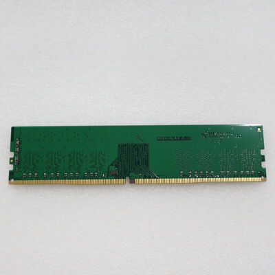 【通販センター】中古  PC4-21300 16GB デスクトップ用(DDR4-2666) 135638 
