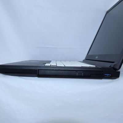 【通販センター】中古  FUJITSU LIFEBOOK A7511/G (Intel Core i5 1145G7 2.60GHz/16GB DDR4/SSD256GB/-/オンボード/15.6/1920x1080/GbE/Wi-Fi/WEBCAM/W11P) 202294 