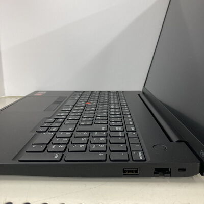【神戸・三宮店】中古  Lenovo ThinkPad E16 Gen 2 AMD (AMD Ryzen5 7535U 2.9GHz/16GB/SSD256GB/-/オンボード/16/1920x1200/Wi-Fi/WEBCAM/W11P64) 176149 