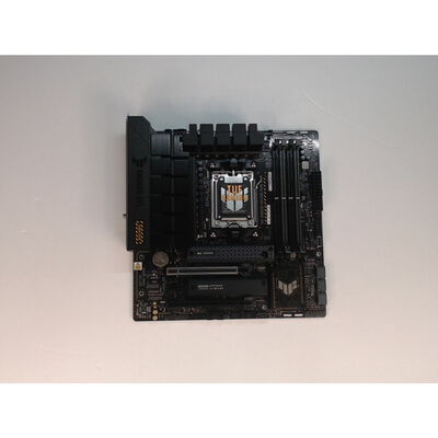 【前橋ｲﾝﾀｰｱｶﾏﾙ店】中古  ASUS TUF GAMING B650M-PLUS WIFI(B650 AM5 mATX) 4540001278 