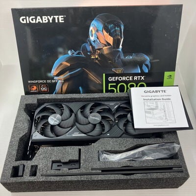 【秋葉原本店】中古  GIGABYTE GV-N5080WF3OC-16GD (RTX5080 16G) 176523 