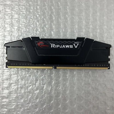 【秋葉原本店】中古  PC4-28800 16GB デスクトップ用(DDR4-3600) 140734 