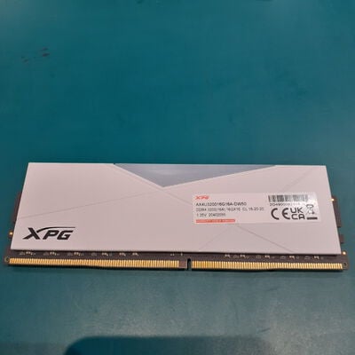 【鹿児島店】中古  PC4-25600 16GB デスクトップ用 140728 