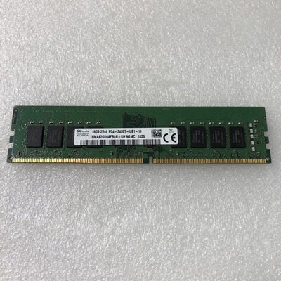 【甲府飯田店】中古  PC4-19200 16GB デスクトップ用(DDR4-2400) 135639 