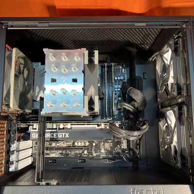 【なんば店】中古  その他 自作パソコン (10700/32GB/SSD500GB+HDD2TB/1660/W10P64) 3280021310 