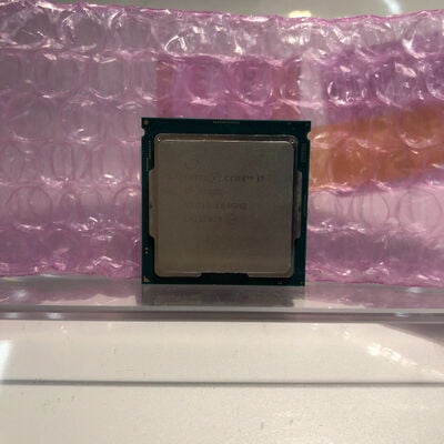 【姫路店】中古  INTEL Core i7 9700K (1151/3.60GHz/12M/C8/T8) 138481 