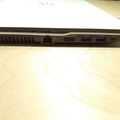 【鹿児島店】中古  Fujitsu LIFEBOOK AH50/E1(Ryzen 7 3750H/8GB/SSD256GB/DVD/オンボード/15.6/1366*768/W11H) 4700001092 