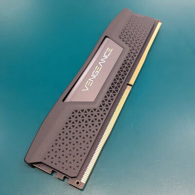 【鹿児島店】中古  PC5-38400 16GB デスクトップ用(DDR5-4800) 149151 