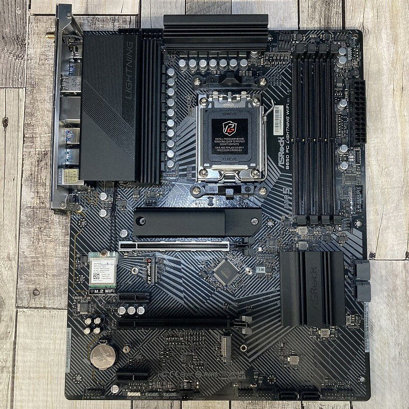 ASRock B650 PG Lightning マザーボード 中古 ASRock | B650 PG Lightning WiFi