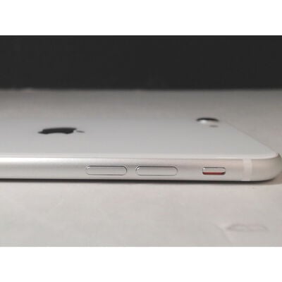 【前橋ｲﾝﾀｰｱｶﾏﾙ店】中古  【au】Apple iPhoneSE 4.7インチ (第2世代/2020) 64GB (ホワイト) MHGQ3J/A 新パッケージ版 146172 