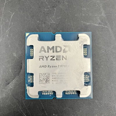 【大須店】中古  AMD Ryzen 7 9700X (AM5/3.8GHz/40M/C8/T16/65W) 169022 