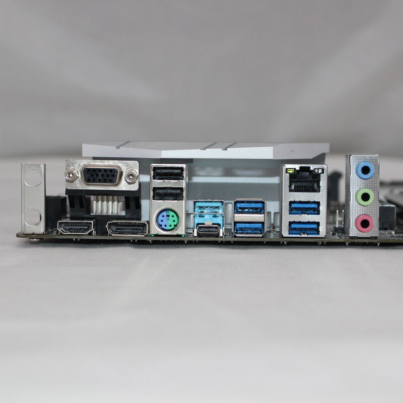 【中古】ASRock B550 pro4 Amazon.com: ASRock B550 PRO4 Supports 3rd Gen AMD AM4 Ryzen