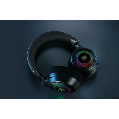Razer  Kraken V4 (RZ04-05170100-R3M1) 