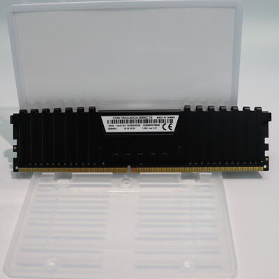 【札幌店】中古  PC4-21300 8GB デスクトップ用(DDR4-2666) 126165 