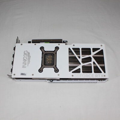 【通販センター】中古  INNO3D GeForce RTX 5070 TWIN X2 OC WHITE N50702-12D7X-195064W（RTX5070 12GB） 3480035227 