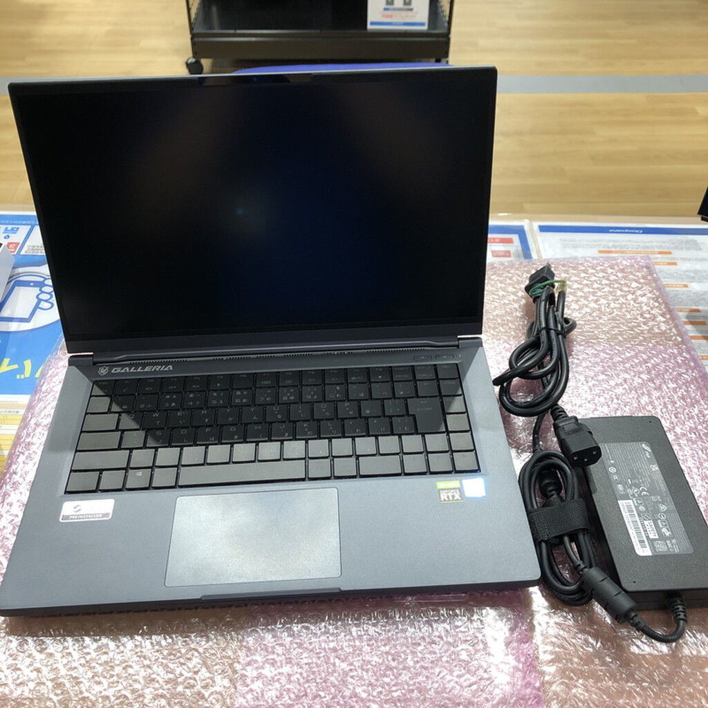 【ジャンク】GALLERIA UL7C-R36 i7-11800H 16GB 中古 THIRDWAVE GALLERIA UL7C-R36 (Core i7-11800H/16GB/SSD 512