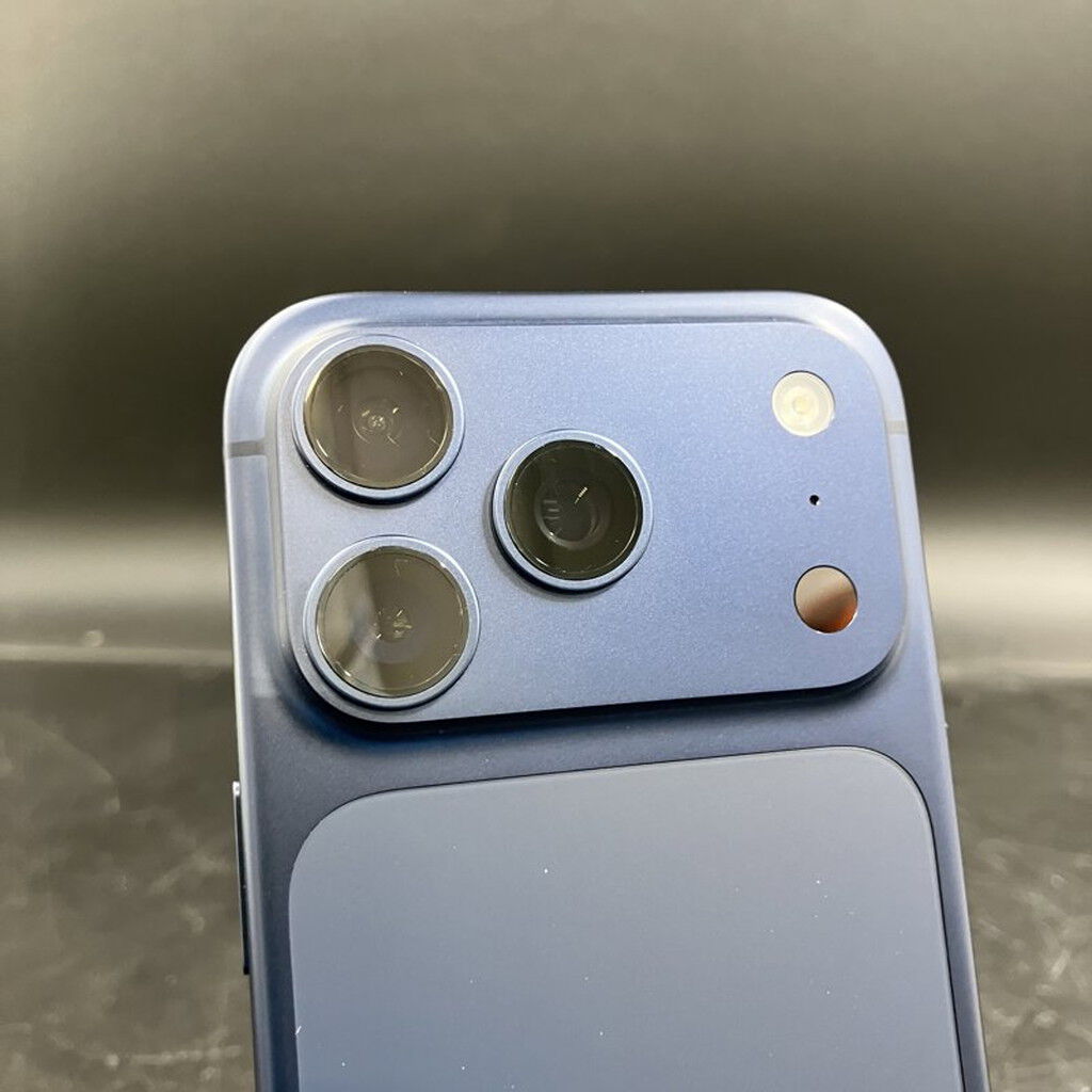 中古 Apple iPhone17 Pro 256GB ディープブルー 【国内版SIMフリー