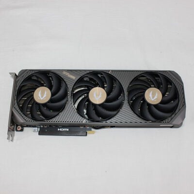 【通販センター】中古  ZOTAC ZT-B50700J-10P（RTX5070 12GB） 3480034505 