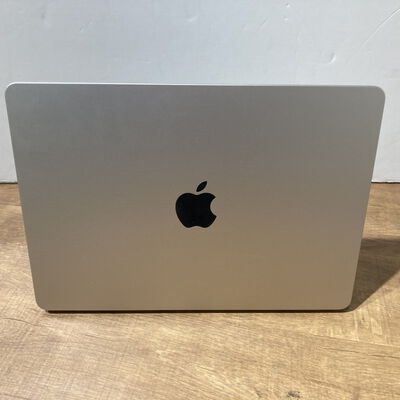 【富山本郷店】中古  Apple MacBook Air 13インチ (M5 10CPU 8GPU/16GB/512GB) スターライト MDHA4J/A 4760001535 