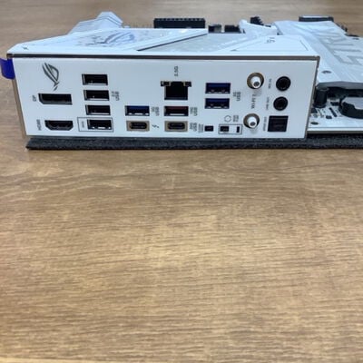 【静岡東瀬名店】中古  ASUS ROG STRIX B860-G GAMING WIFI(B860 1851 mATX DDR5) 175443 