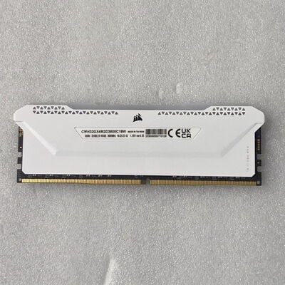 【甲府飯田店】中古  PC4-28800 16GB デスクトップ用 140734 