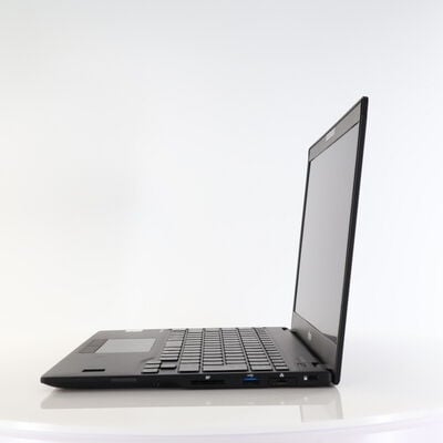【秋葉原本店】中古  FUJITSU　LIFEBOOK(i5-10310U/8GB/SSD250GB/W11P) 3410015336 