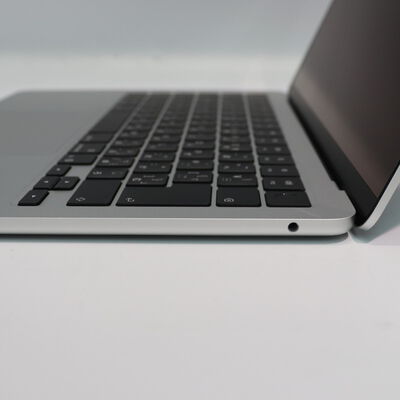 【札幌店】中古  Apple MacBook Air MW0W3J/A (Apple M4/16GB/SSD 256GB/13.6/2560 x 1664 Liquid Retina/Wifi) 194661 