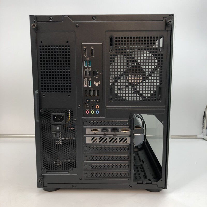中古 自作ゲーミングデスクトップ(Ryzen 7 9800X3D/32GB/SSD512GB