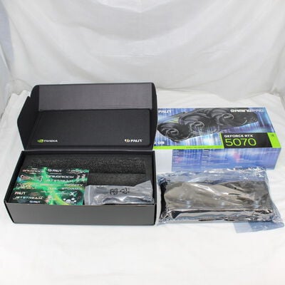 【通販センター】中古  Palit NE75070019K9-GB2050A GamingPro (RTX5070 12G) 176909 