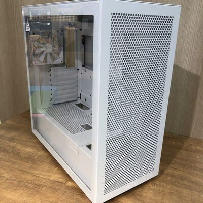 【姫路店】中古  NZXT CM-H71BW-01(H7 WH E-ATX) 183429 