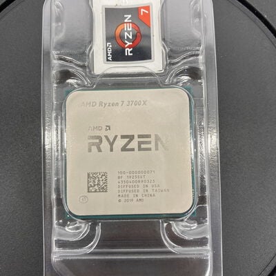 【郡山安積店】中古  AMD Ryzen7 3700X (AM4/3.6/36M/C8/T16/65W) 4540001455
