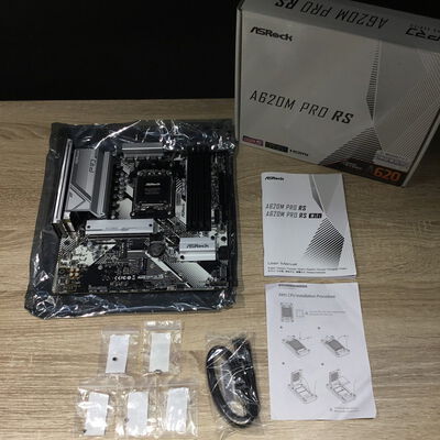 【松山環状枝松店】中古  ASRock A620M Pro RS (A620 AM5 mATX DDR5) 4560001320 