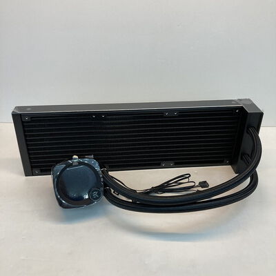 【京都店】中古  EKWB CR360 Lux D-RGB(360mm ARGB 水 BK) 3180006348 