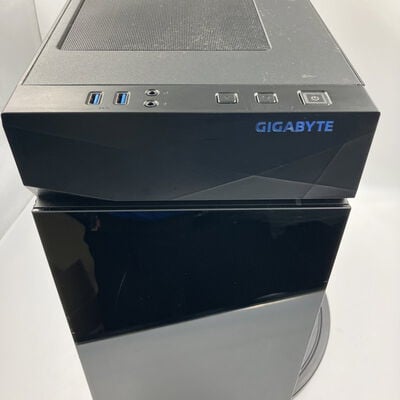 【なんば店】中古  CFD AORUS GPC-03R3060W11 (Ryzen 5 5600X/16GB/SSD 500GB/RTX3060) 3280022295 