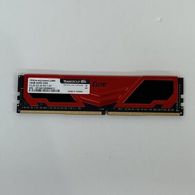 【津ラッツ店】中古  PC4-25600 16GB デスクトップ用(DDR4-3200) 140728 