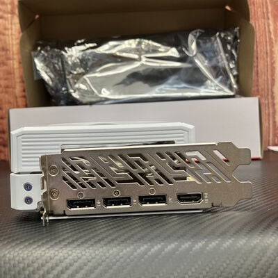 【富士青葉店】中古  ASRock RX9070 SL 16GO Steel Legend 16G OC (RX9070 16G) 176952 