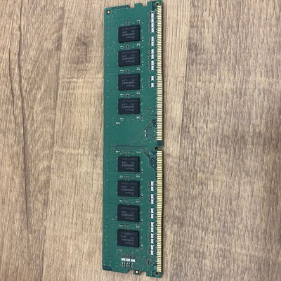 【宇都宮鶴田店】中古  PC4-17000 8GB デスクトップ用 126161 