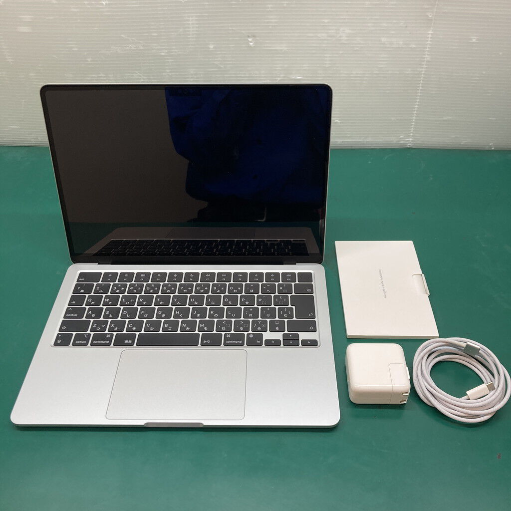 MacBookAir M2 2022版 中古品 中古 Apple MacBook Air M2 2022 FLXY3J/A (Apple M2/8GB/SSD 256GB