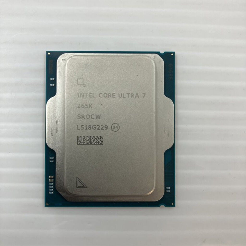 中古 INTEL Core Ultra 7 265K (1851/3.9G/30M/C20/T20) （351637