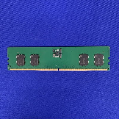 【横浜駅前店】中古  PC5-38400 8GB デスクトップ用 151530 