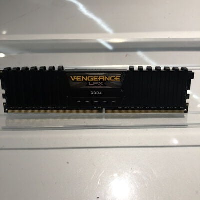 【姫路店】中古  PC4-25600 16GB デスクトップ用 140728 