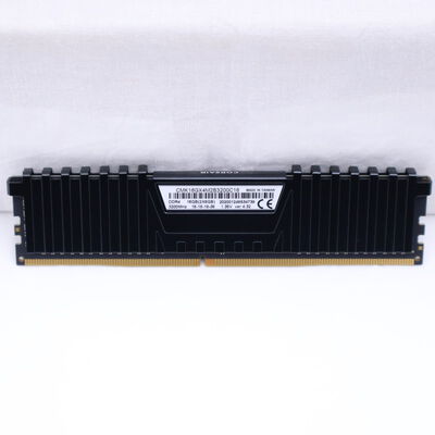 【通販センター】中古  PC4-25600 8GB デスクトップ用(DDR4-3200) 140727 