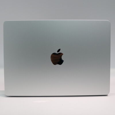【札幌店】中古  Apple MacBook Air MW0W3J/A (Apple M4/16GB/SSD 256GB/13.6/2560 x 1664 Liquid Retina/Wifi) 194660 