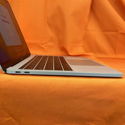 【なんば店】中古  Apple MacBook Pro 13インチ 2017 シルバー Core i5 2.3GHz/8GB/256GB SSD MPXU2J/A 135869 